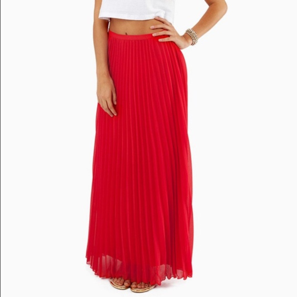 Lost in folds red maxi skirt